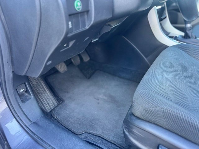 Used 2017 Honda Accord EX image 15