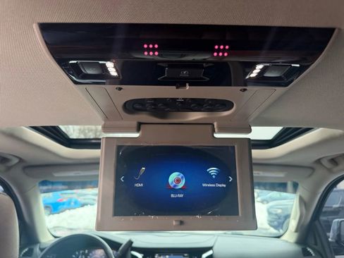 Used 2019 Cadillac Escalade Luxury image 41