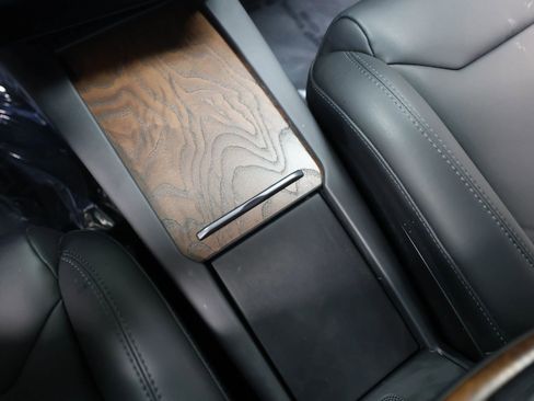 Used 2018 Tesla Model S 100D AWD/4WD image 34