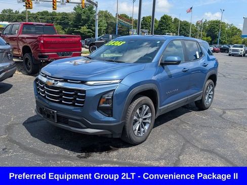 Used 2026 Chevrolet Equinox LT w/ Convenience Package II AWD/4WD image 3