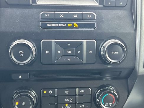 Used 2018 Ford F150 XLT w/ Trailer Tow Package AWD/4WD image 29