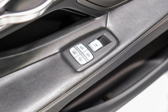 Used 2016 BMW 750i xDrive AWD/4WD image 57