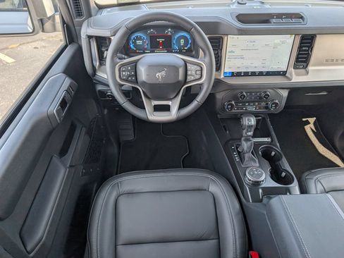 New 2026 Ford Bronco Outer Banks AWD/4WD image 7