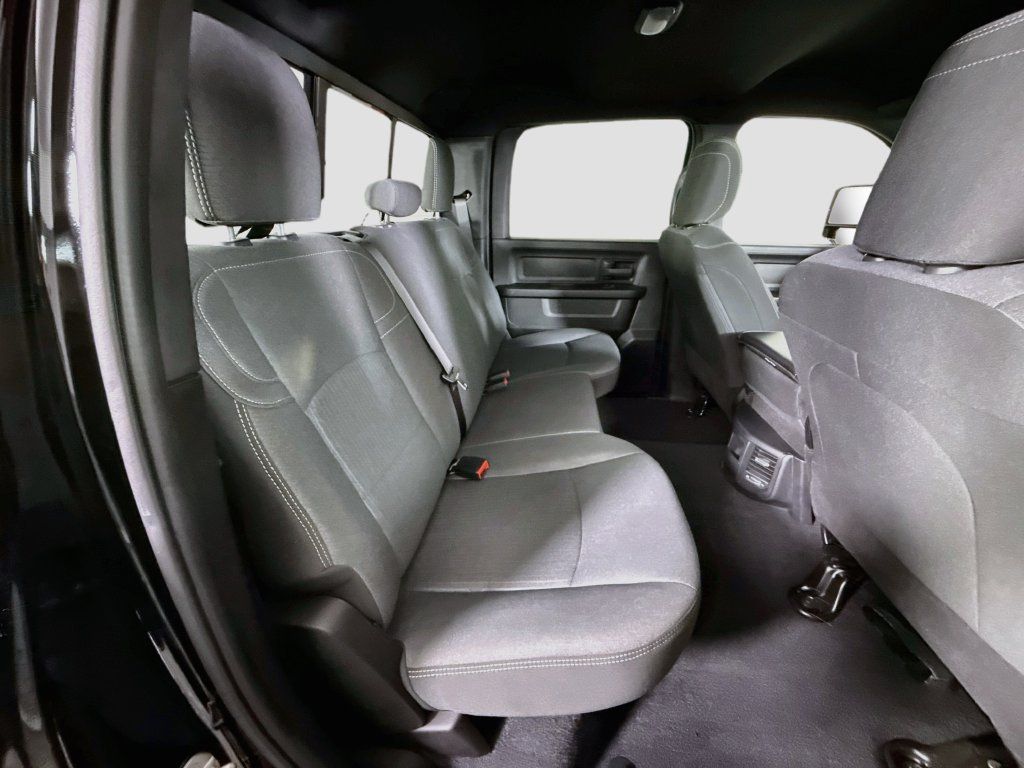 Used 2024 RAM 2500 Tradesman w/ Chrome Appearance Group AWD/4WD image 30