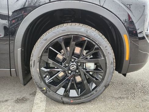 New 2026 Nissan Rogue SL AWD/4WD image 16