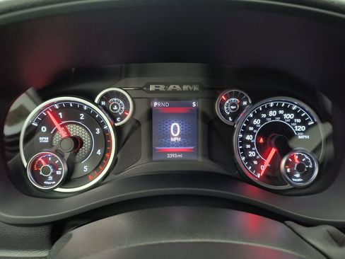 Used 2026 RAM 2500 Tradesman AWD/4WD image 17