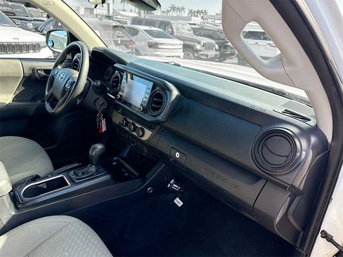 Used 2021 Toyota Tacoma SR image 29