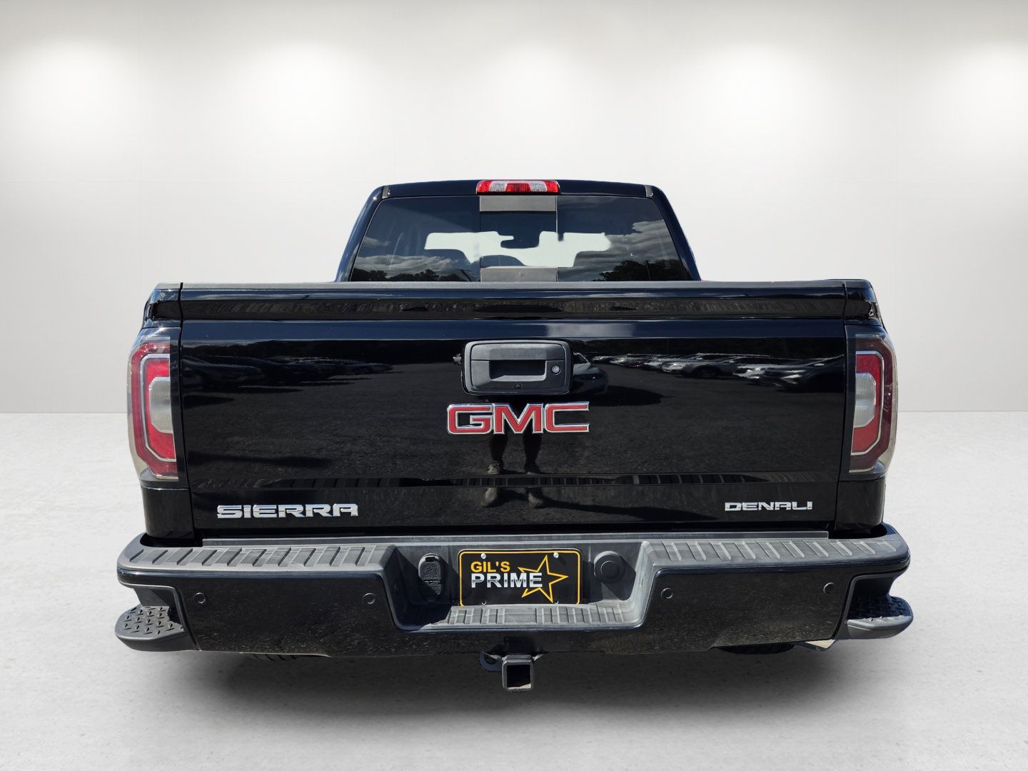 Used 2016 GMC Sierra 1500 Denali w/ Enhanced Driver Alert Package RWD image 5