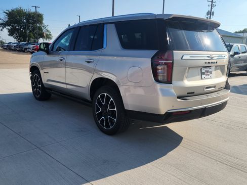 Used 2024 Chevrolet Tahoe Premier AWD/4WD image 6