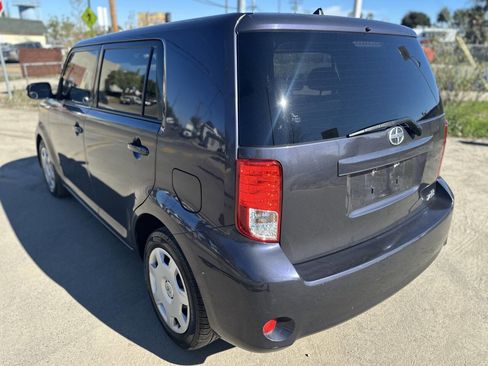 Used 2012 Scion xB image 7