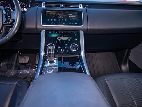 Used 2020 Land Rover Range Rover Sport HSE image 24