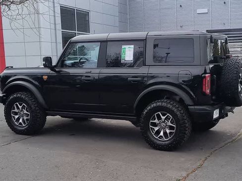 Used 2023 Ford Bronco Badlands AWD/4WD image 6