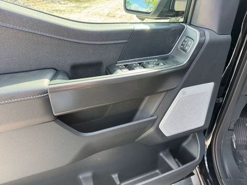 New 2025 Ford F150 Lariat w/ Equipment Group 502A High image 27