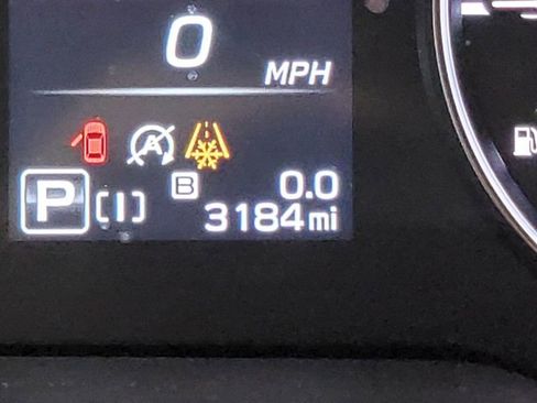 Used 2025 Subaru Impreza 2.0i Sport image 30