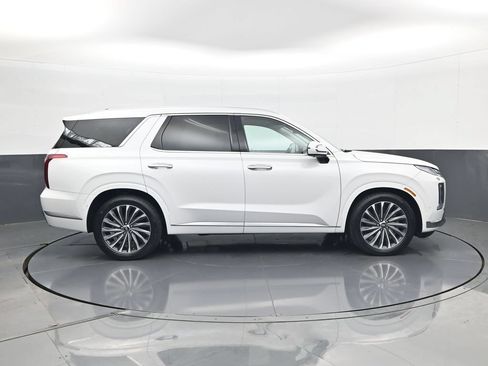 Used 2024 Hyundai Palisade Calligraphy AWD/4WD image 5