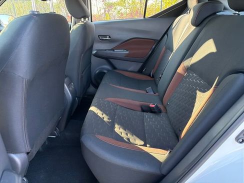 Used 2024 Nissan Kicks SR image 25