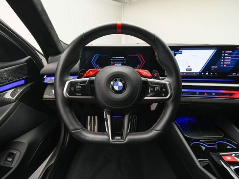 Used 2025 BMW M5 w/ Carbon Package image 14