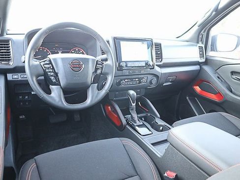 Used 2024 Nissan Frontier PRO-4X w/ Off-Road Protection Package image 18