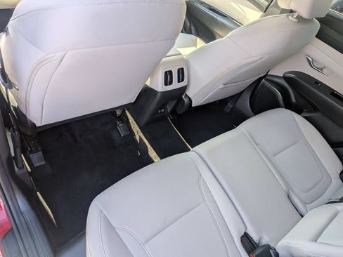 Used 2025 Hyundai Tucson SEL FWD image 22