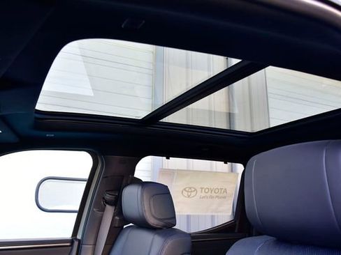 New 2026 Toyota Tundra Platinum image 5