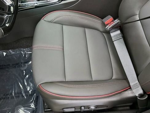 New 2026 Chevrolet TrailBlazer RS w/ Convenience Package FWD image 21