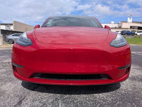 Used 2021 Tesla Model Y Long Range AWD/4WD image 5