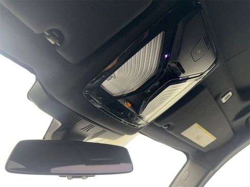 Used 2022 BMW 530i w/ Premium Package image 74