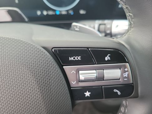 Certified 2025 Hyundai Ioniq 5 SEL image 8