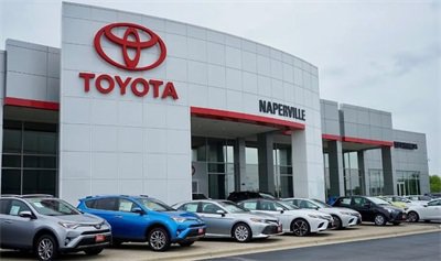 Certified 2021 Toyota RAV4 LE AWD/4WD image 1
