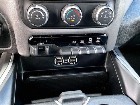 Used 2024 RAM 2500 Big Horn w/ Off Road Package image 34