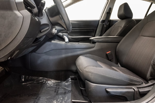 Used 2024 Nissan Altima 2.5 S FWD image 13