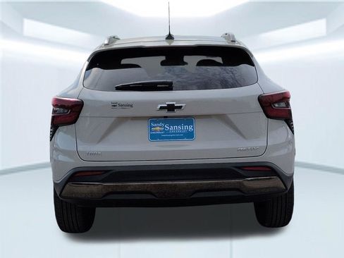 New 2026 Chevrolet Trax ACTIV w/ Driver Confidence Package FWD image 5