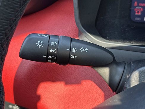 Used 2025 Toyota Sequoia TRD Pro AWD/4WD image 27