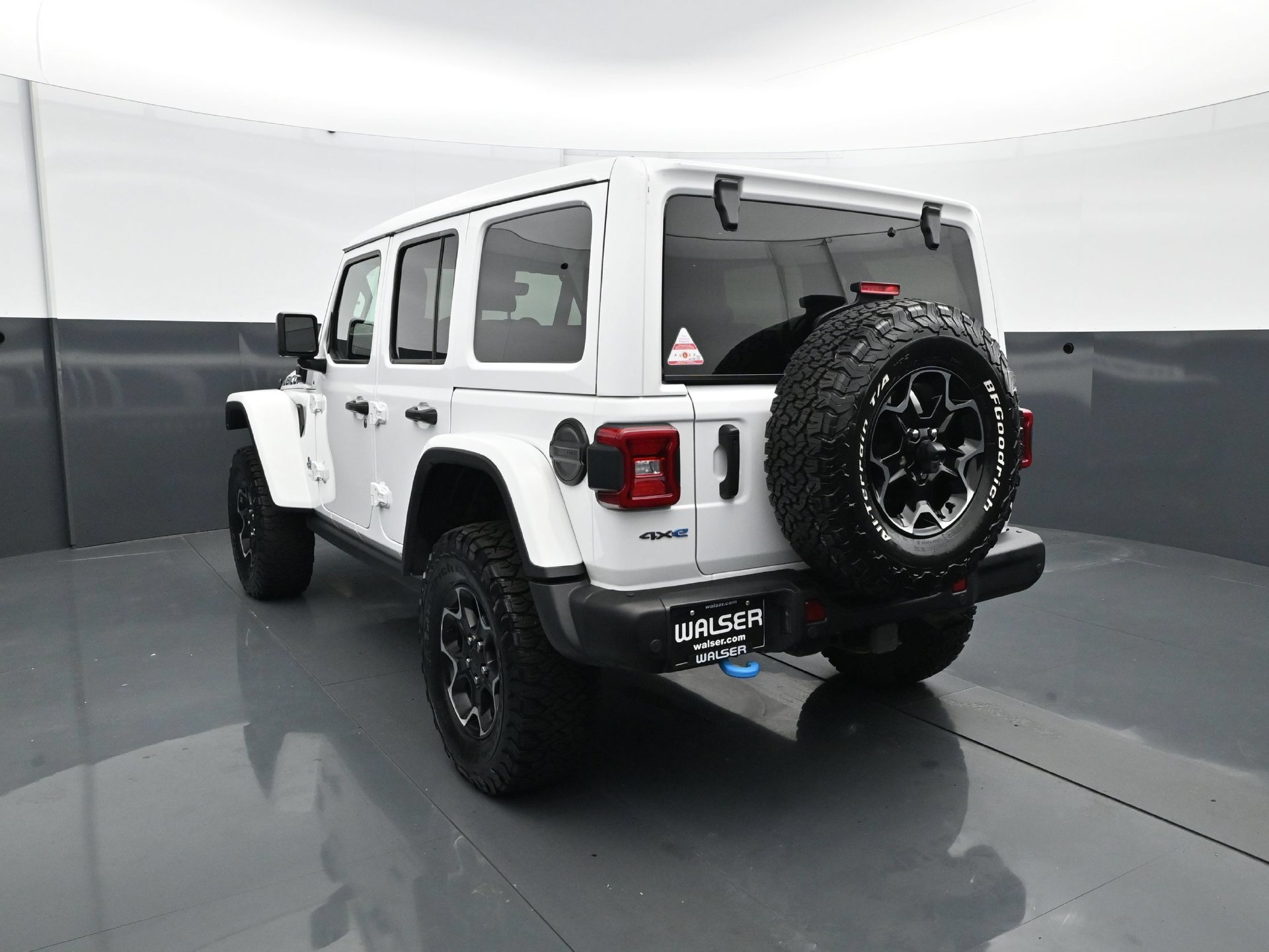 Used 2021 Jeep Wrangler Unlimited Rubicon 4xe w/ Steel Bumper Group AWD/4WD image 5