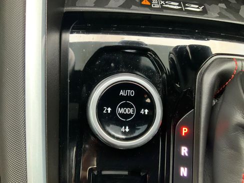 Used 2023 Chevrolet Colorado Z71 w/ Z71 Convenience Package 2 image 28