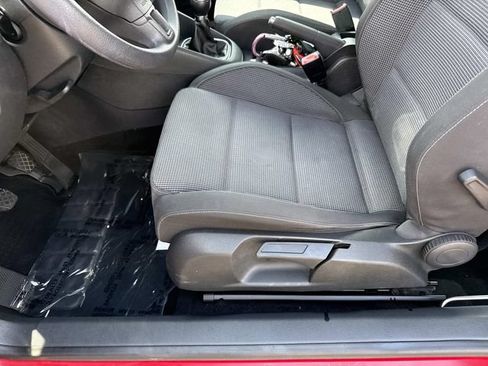 Used 2011 Volkswagen Golf 2-Door FWD image 15