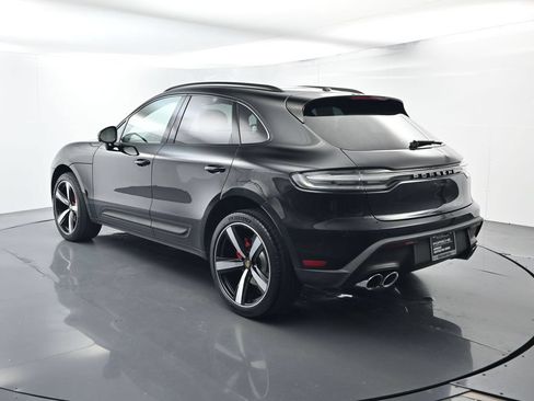 Certified 2023 Porsche Macan S AWD/4WD image 3