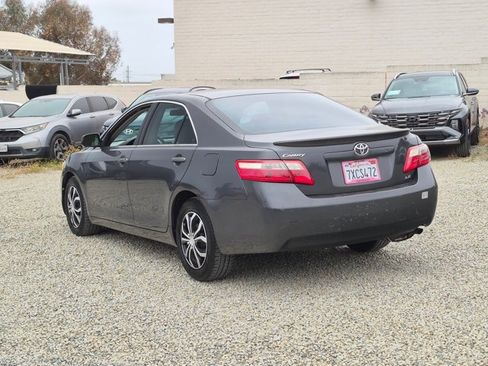 Used 2009 Toyota Camry LE FWD image 8