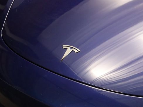 Used 2022 Tesla Model 3 Long Range image 4