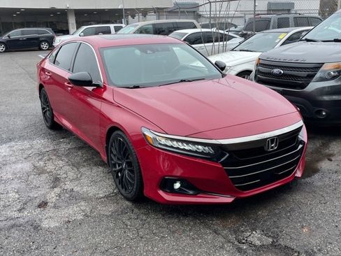 Used 2021 Honda Accord Sport image 2