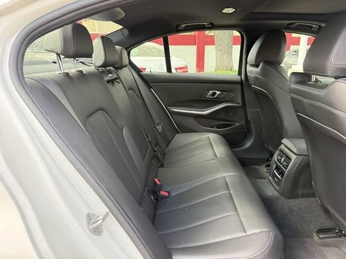 Used 2025 BMW 330i xDrive Sedan AWD/4WD image 32