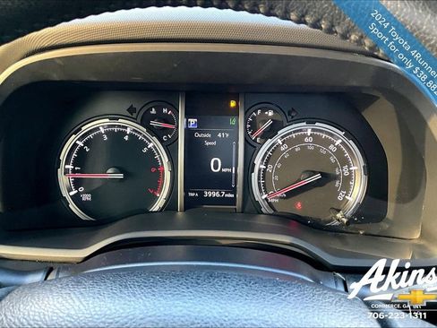 Used 2024 Toyota 4Runner TRD Sport image 11