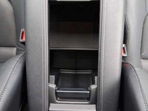 Used 2024 Toyota Grand Highlander Platinum image 18