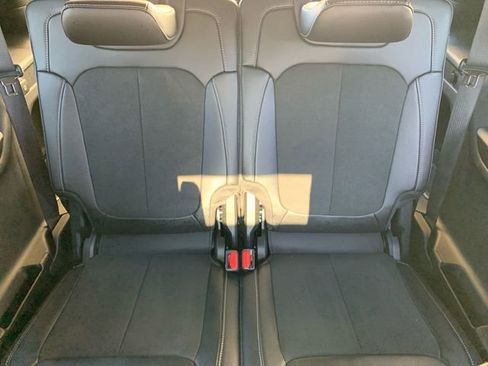 Used 2025 Jeep Grand Cherokee L Altitude image 20