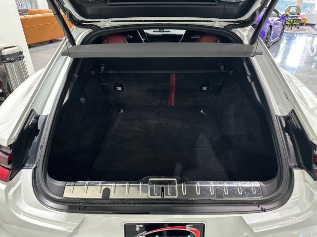 Used 2018 Porsche Panamera 4 AWD/4WD image 38