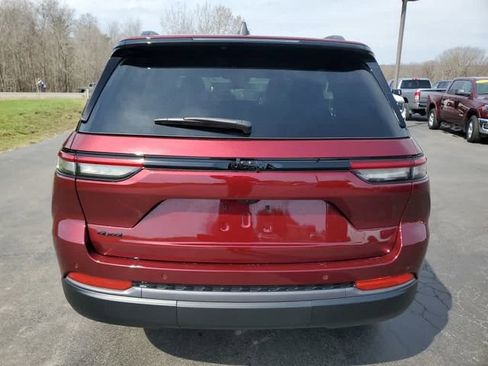 New 2026 Jeep Grand Cherokee Altitude AWD/4WD image 4