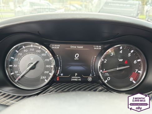 Used 2023 Maserati Quattroporte Trofeo image 21