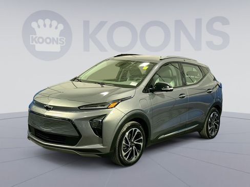 Used 2023 Chevrolet Bolt EUV Premier w/ Super Cruise Package image 1