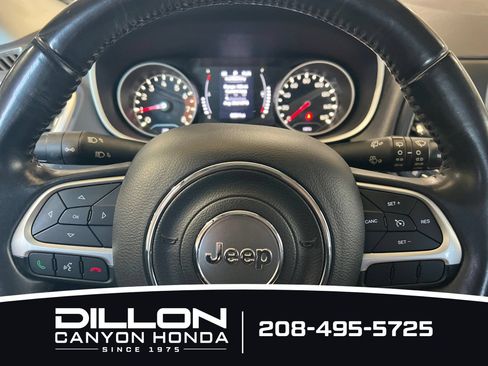 Used 2017 Jeep Compass Latitude AWD/4WD image 23