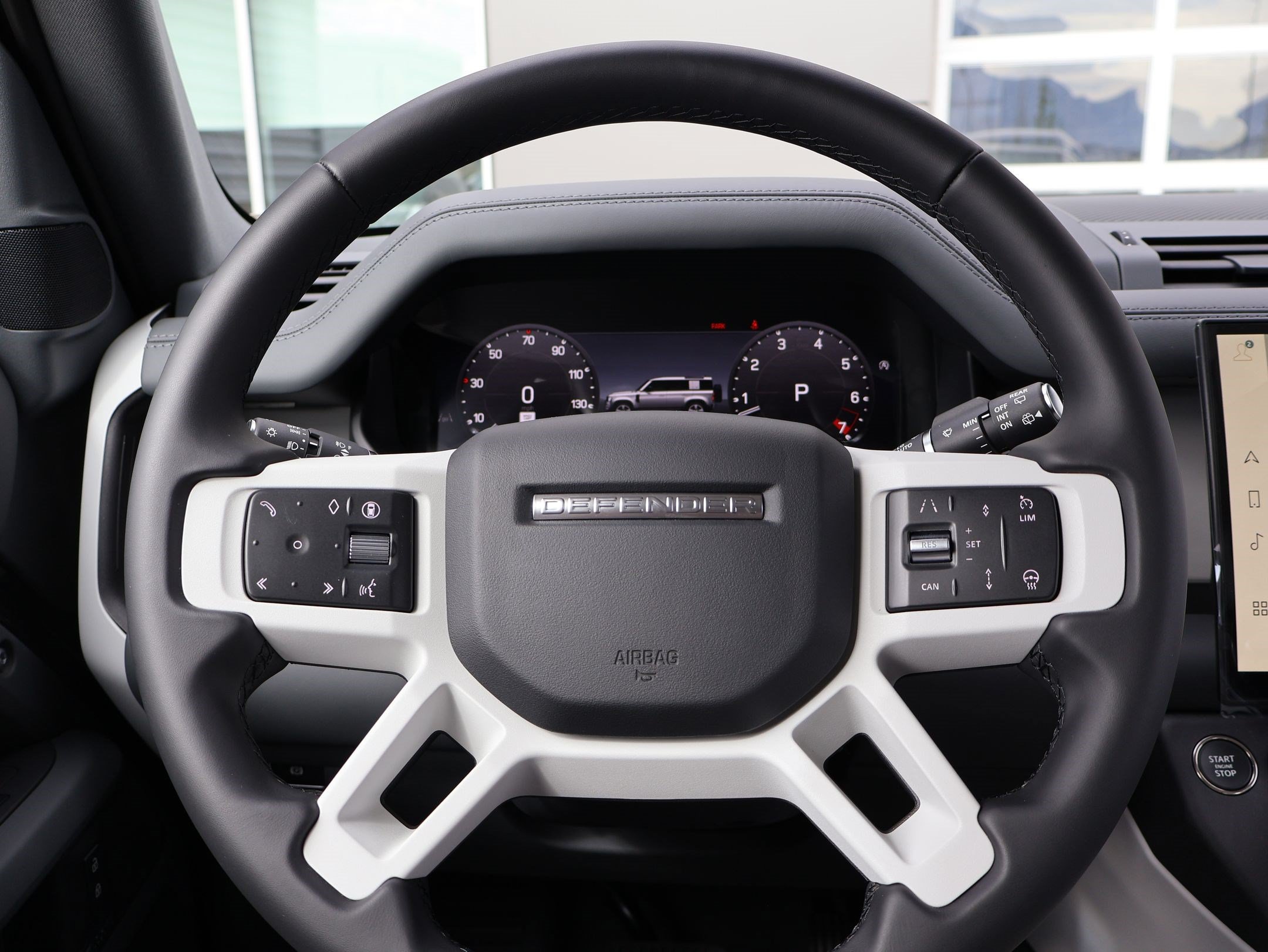 Used 2026 Land Rover Defender 110 X-Dynamic SE AWD/4WD image 18